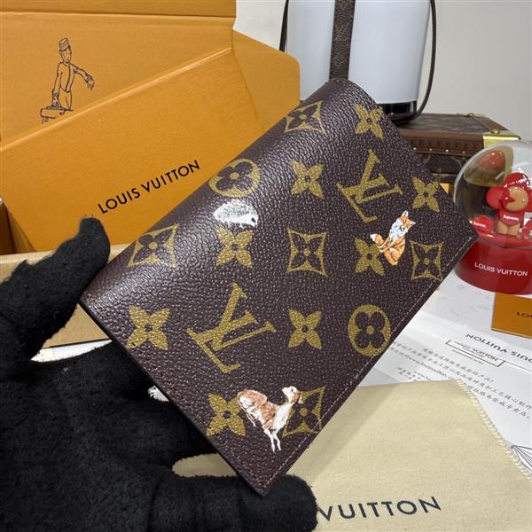 2026122105458616 270